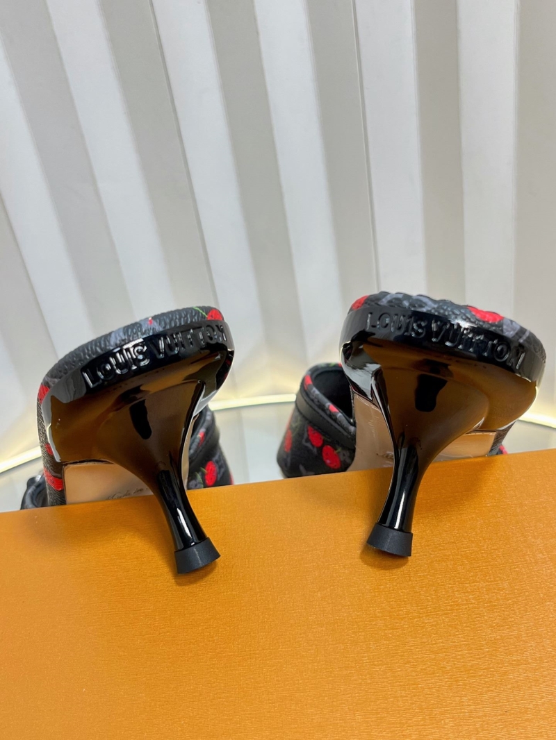 l0vis Vvtt0n heeled shoes